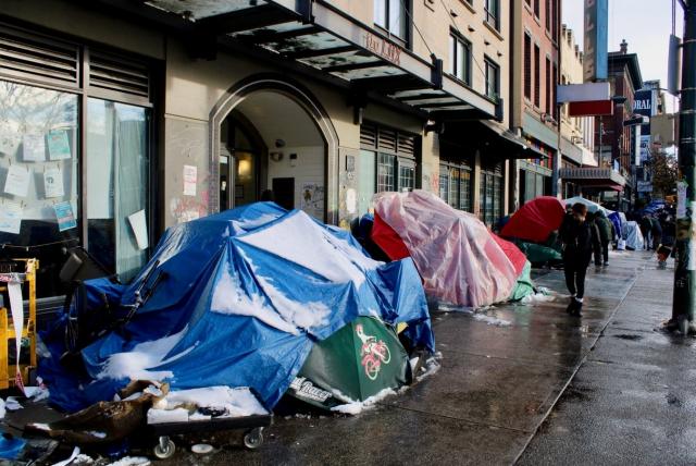 Tents on East Hastings in winter